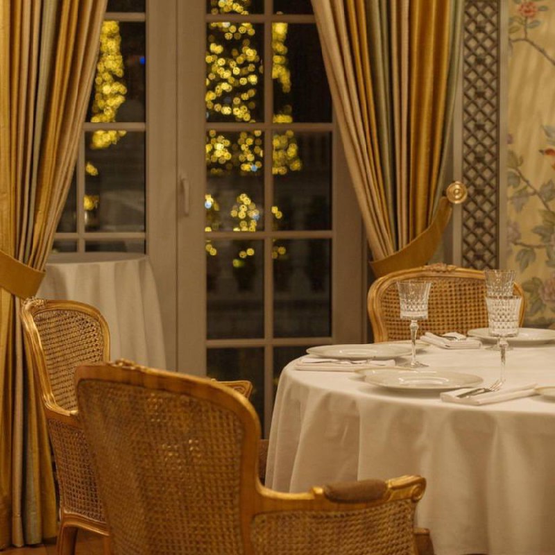 18.05 отправляемся на ночь музея на винодельне @chateau_de_talu 
Берем бокал в руку и культрно-эстетически обогащаемся, просвещаемся и наслаждаемся.
